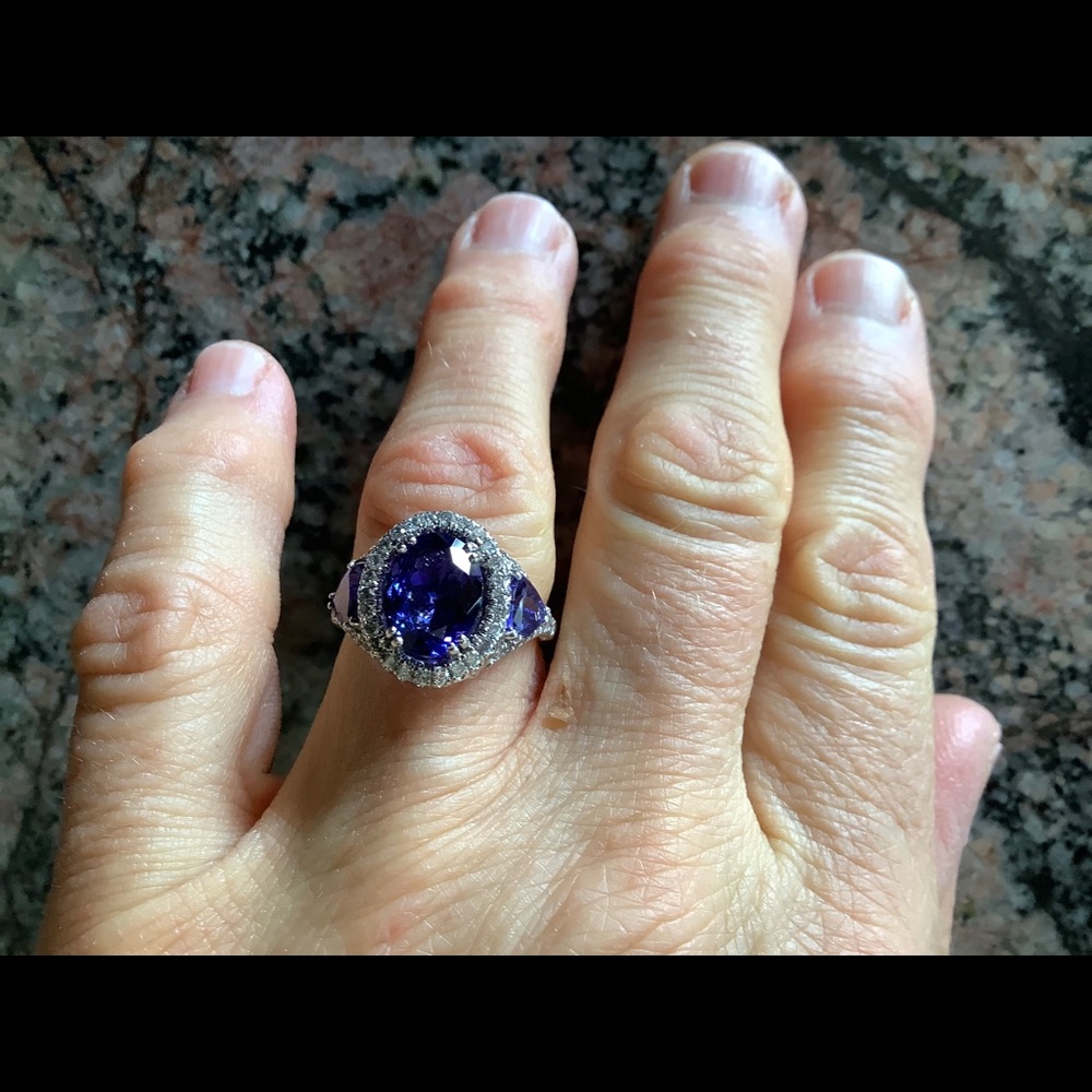 14K White Gold 4.10ct Tanzanite & Diamond Ring
